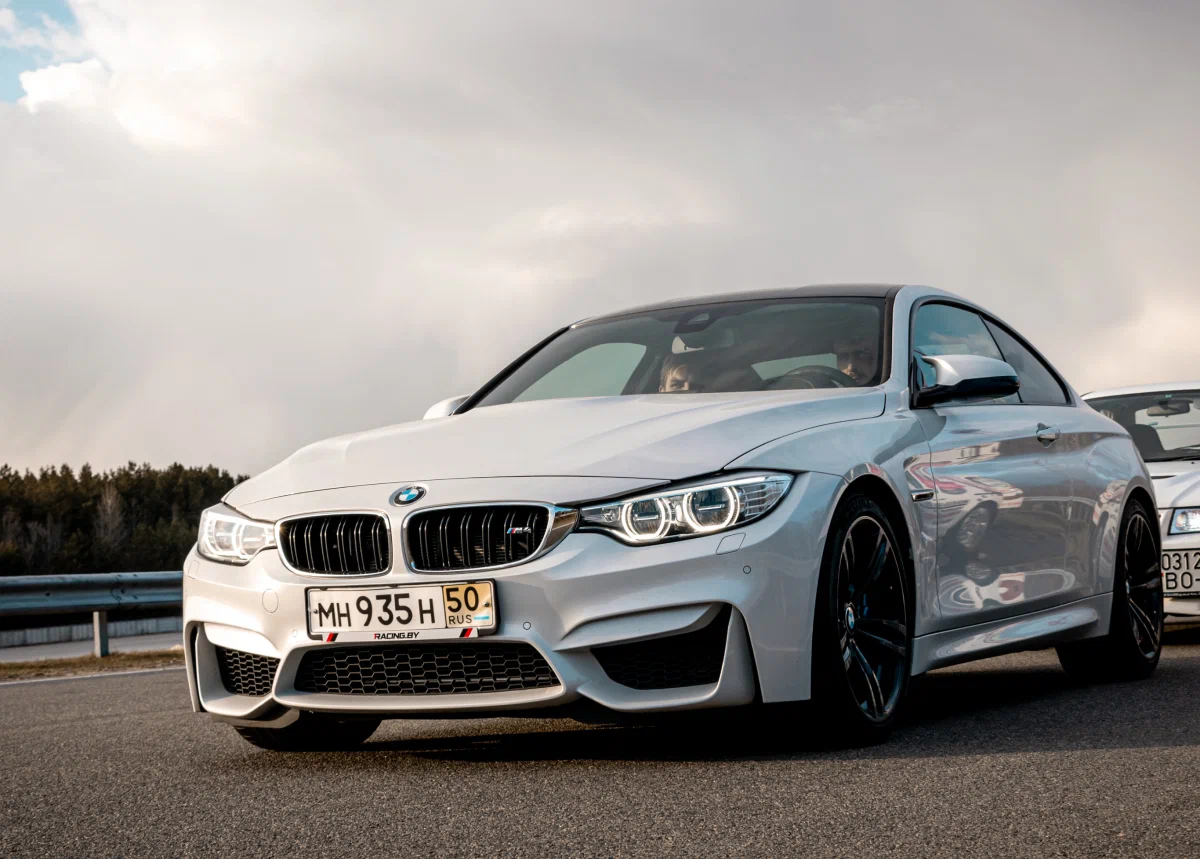 BMW COMMODO IPSUM